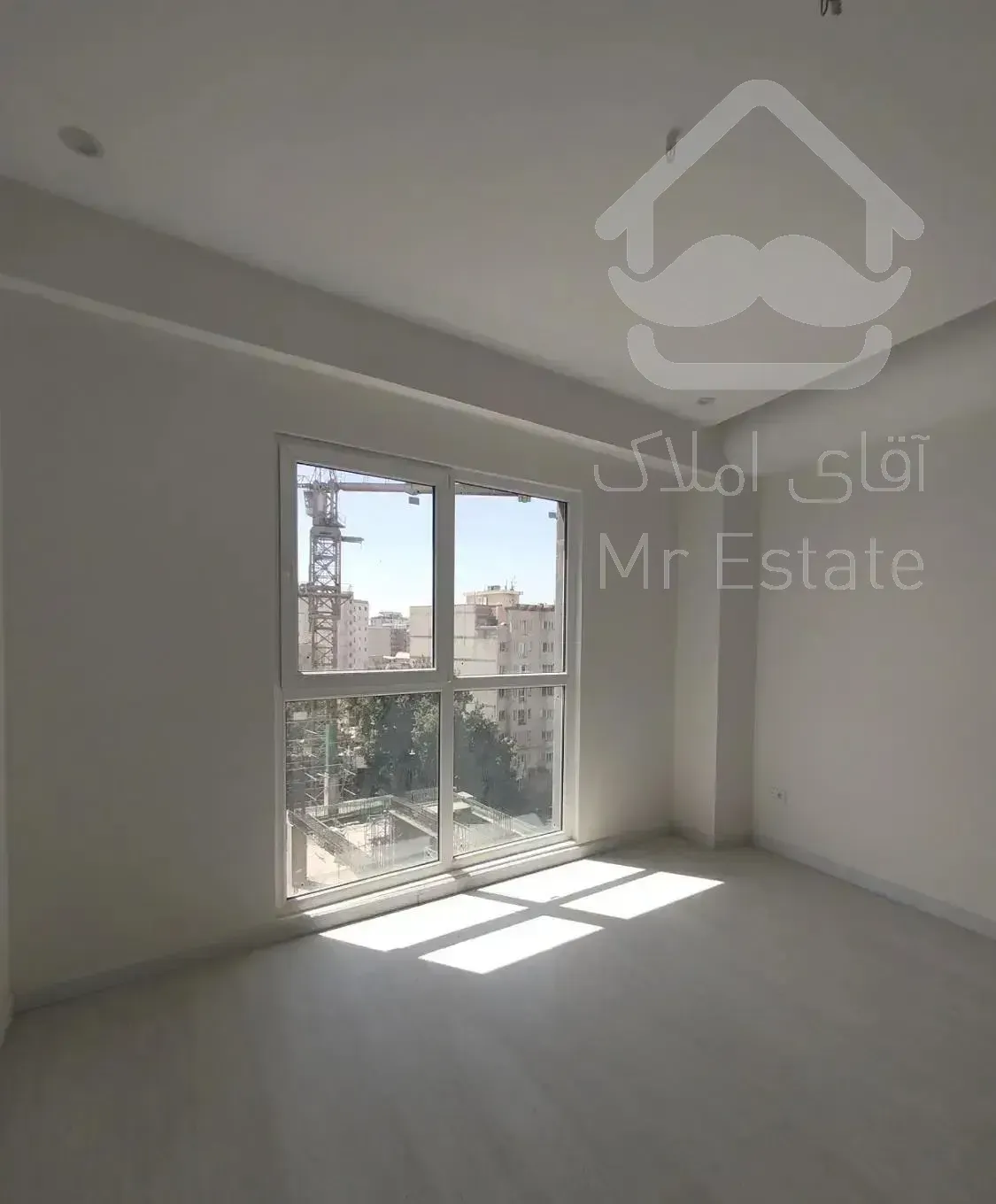 فروش ۱۹۵ متر مدرن// ویو ابدی // فرمانیه