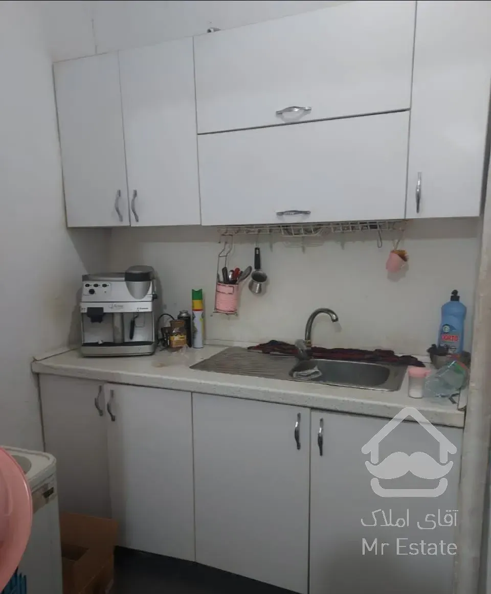 سویت نقلی 30 متری فاز  F صفین نزدیک بازار دیپلمات