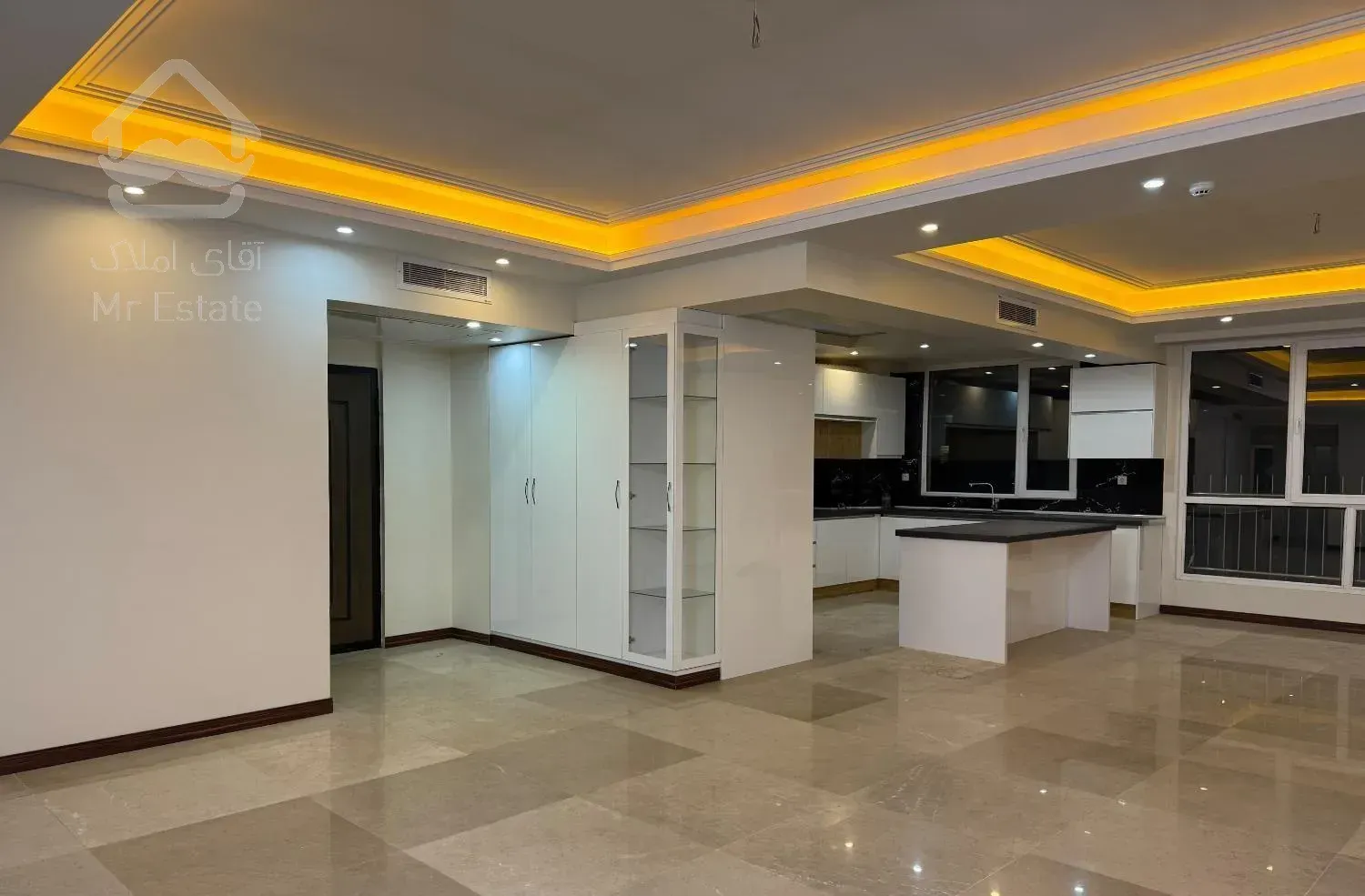 ۱۴۸ متر ۳ خواب/پلان مهندسی/رو به آفتاب/خوش قیمت