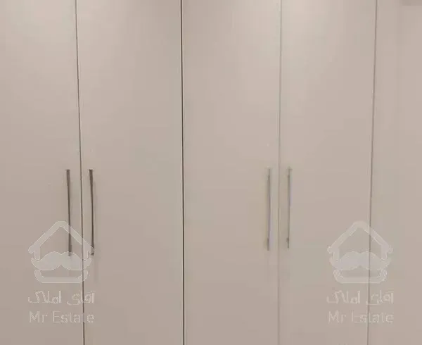 ۲۰۰ متر نیاوران برج باغ مدرن