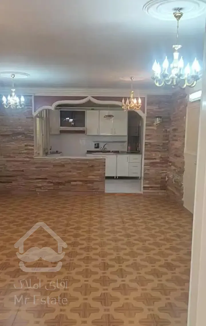 ۱۱۳متر دوخواب/تمیز و مرتب/پارکینگ/ محسنی