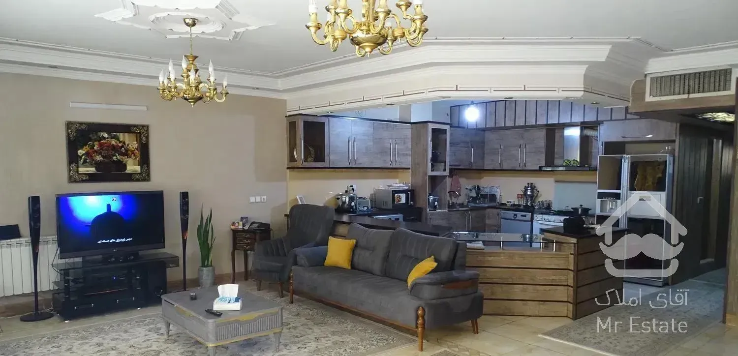 آپارتمان 135 متری / باهنر / مستر دار