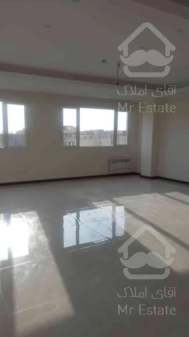 فروش واحد ۱۲۰ متری سه خواب نوساز در فردوس غرب