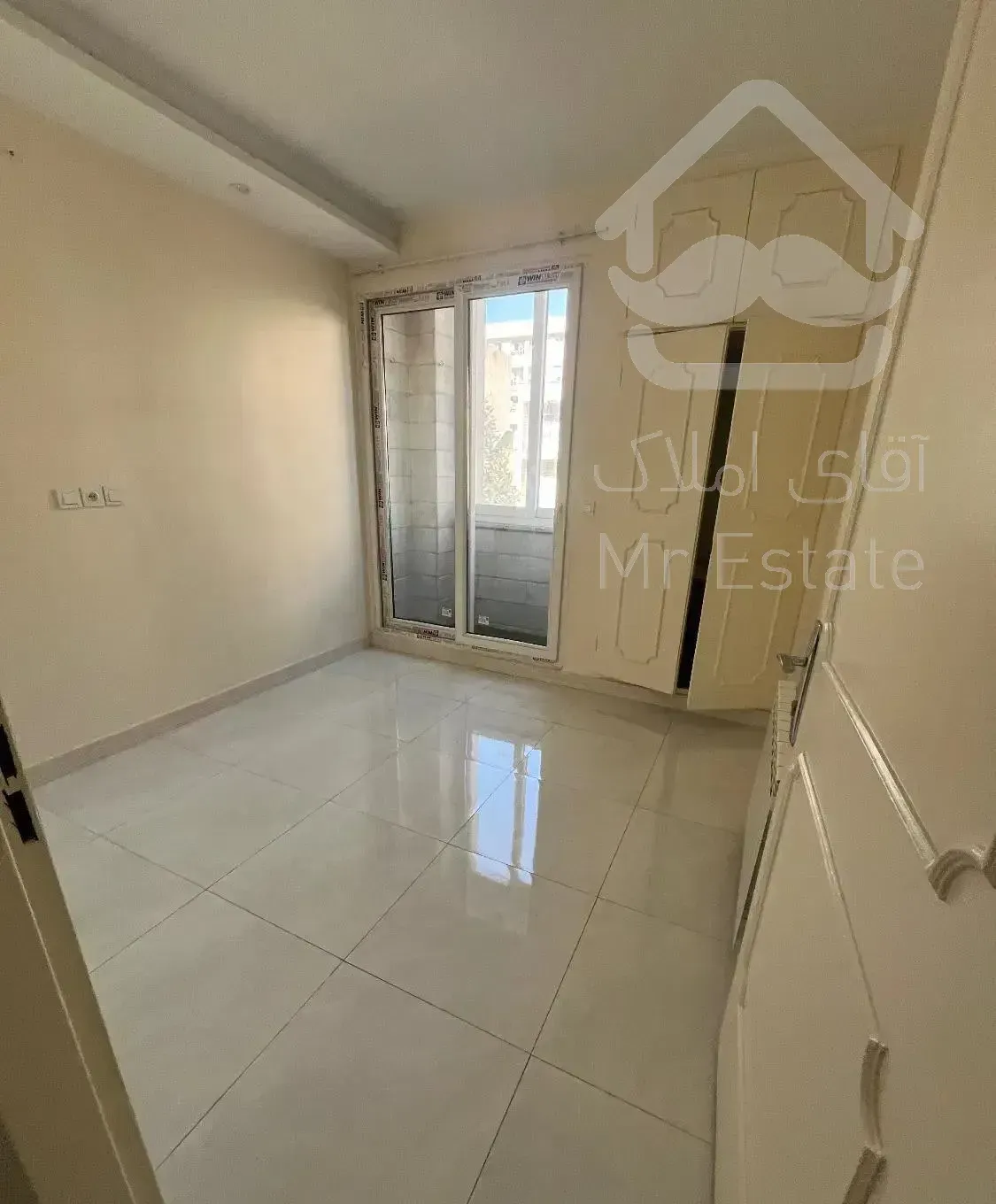 ۱۰۰متر شهرزیبا رهن کامل طبقه ۲سندی ، فول ، شیک