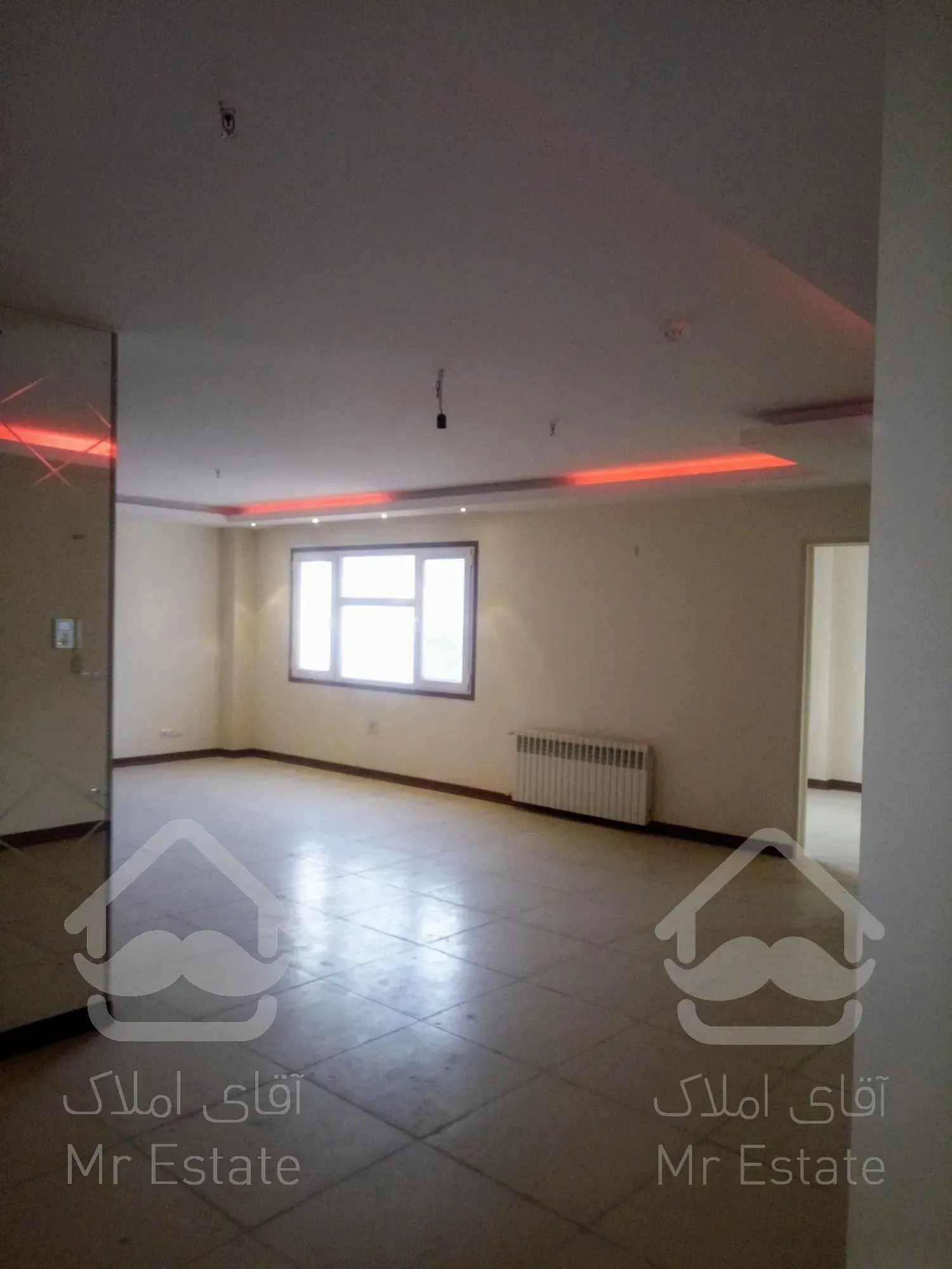 فروش واحد ۱۲۵ متری سه خواب در صادقیه