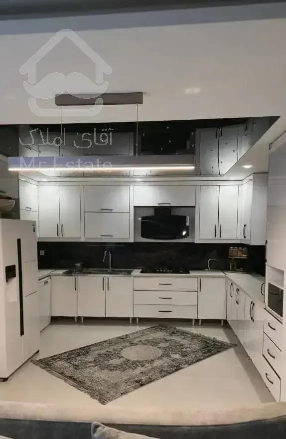 اپارتمان  ۱۸۵ متری تک واحدی  طبقه ۵