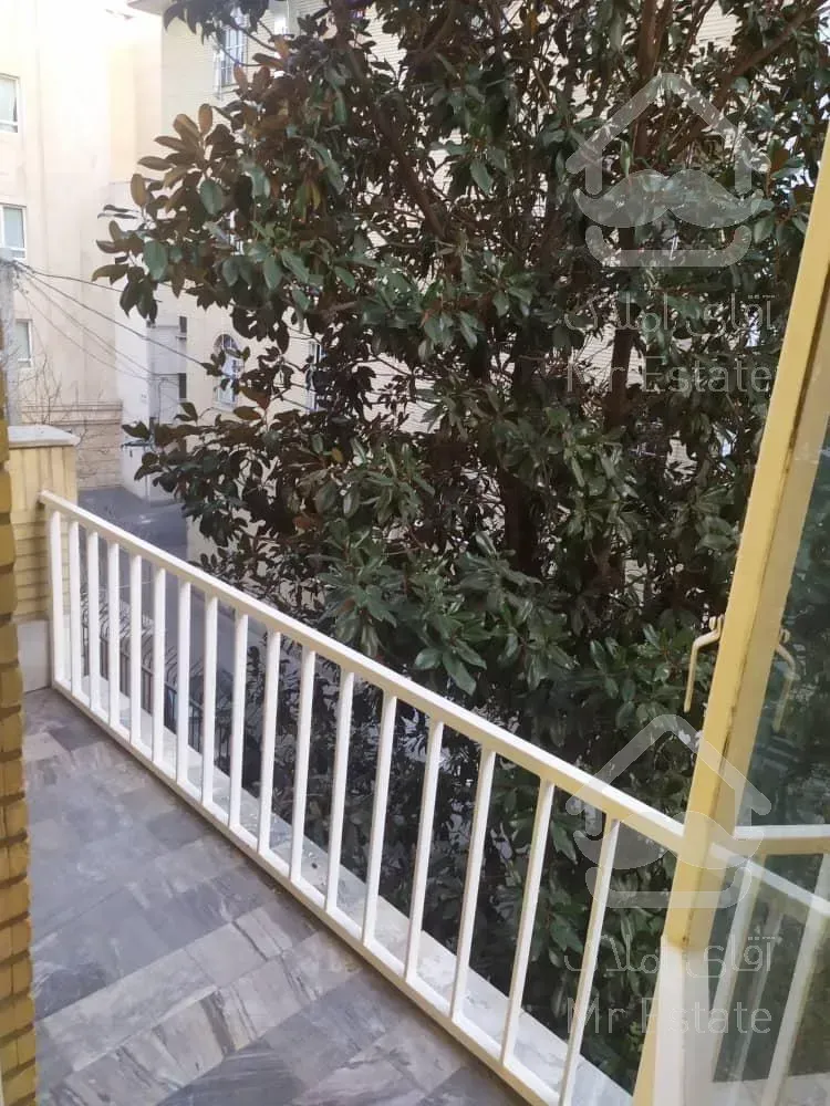 آپارتمان ۵۴ متری ۱ خواب، خوش نقش، لوکیشن عالی، قابل مذاکره