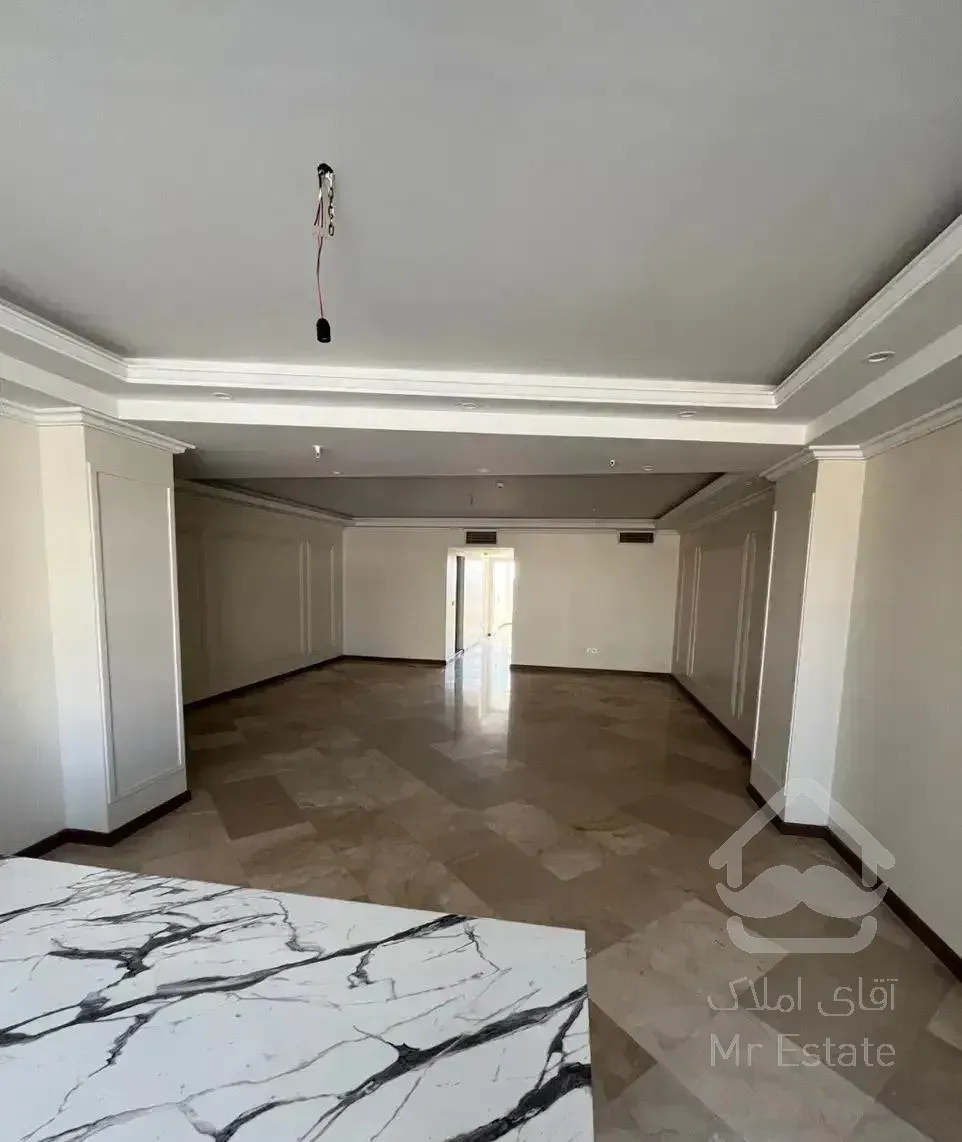 آپارتمان ۱۴۵متر/سه خواب/فول/میدان ملت