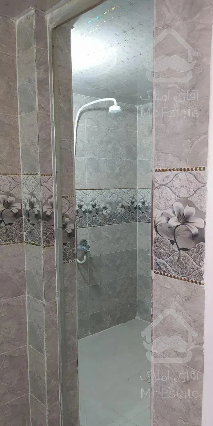 اجاره آپارتمان ۸۵متری طبقه دوم بازسازی شده تمیز