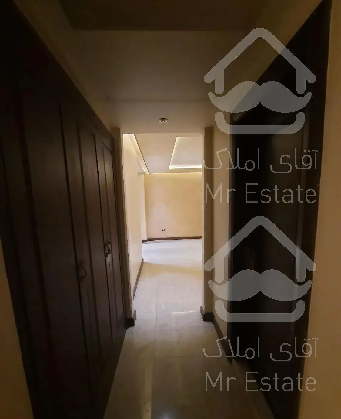 نیاوران ۳۰۰متر آپارتمان