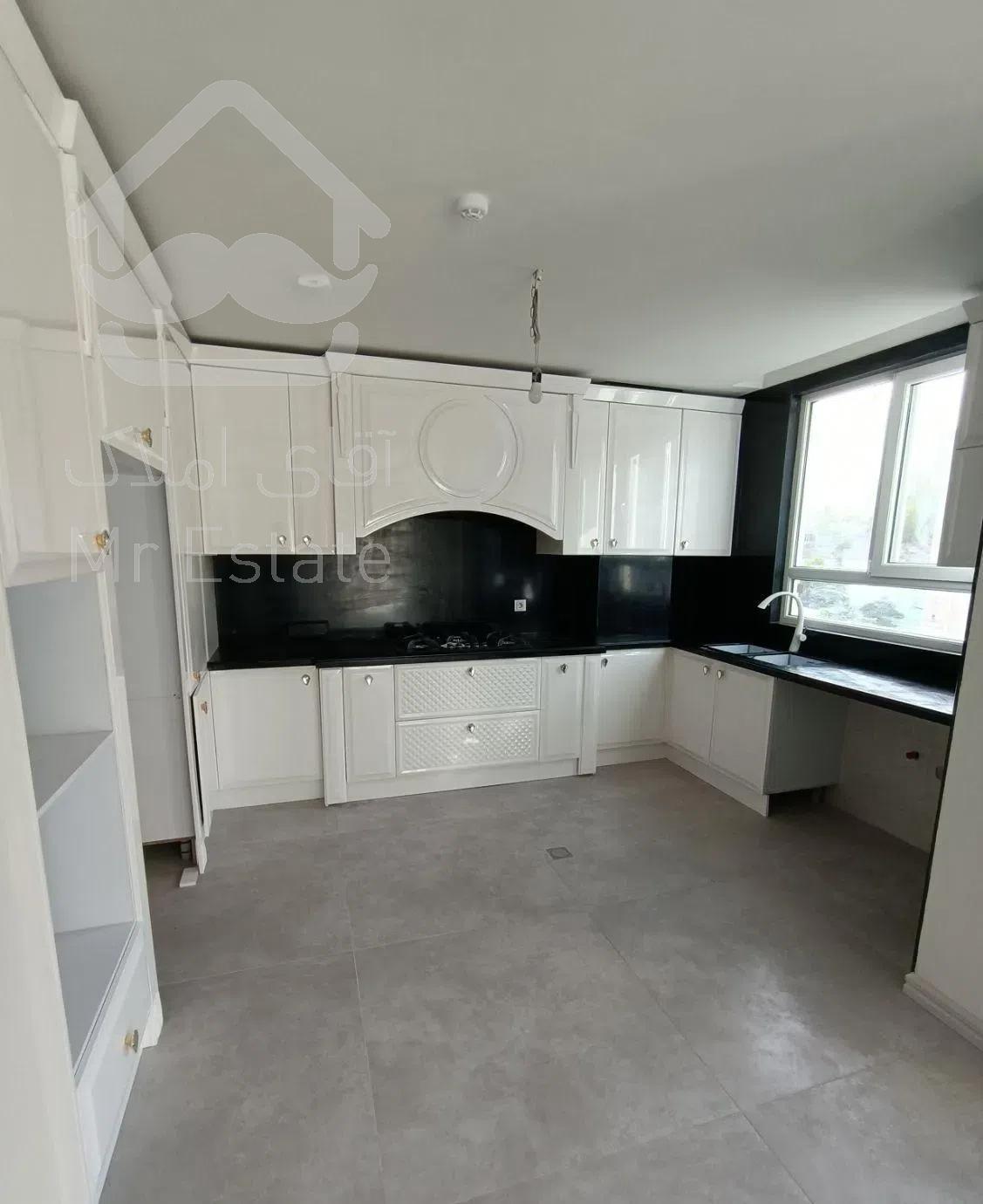 ۱۱٠متر ولنجک نوساز خوش نقشه کلیدنخورده