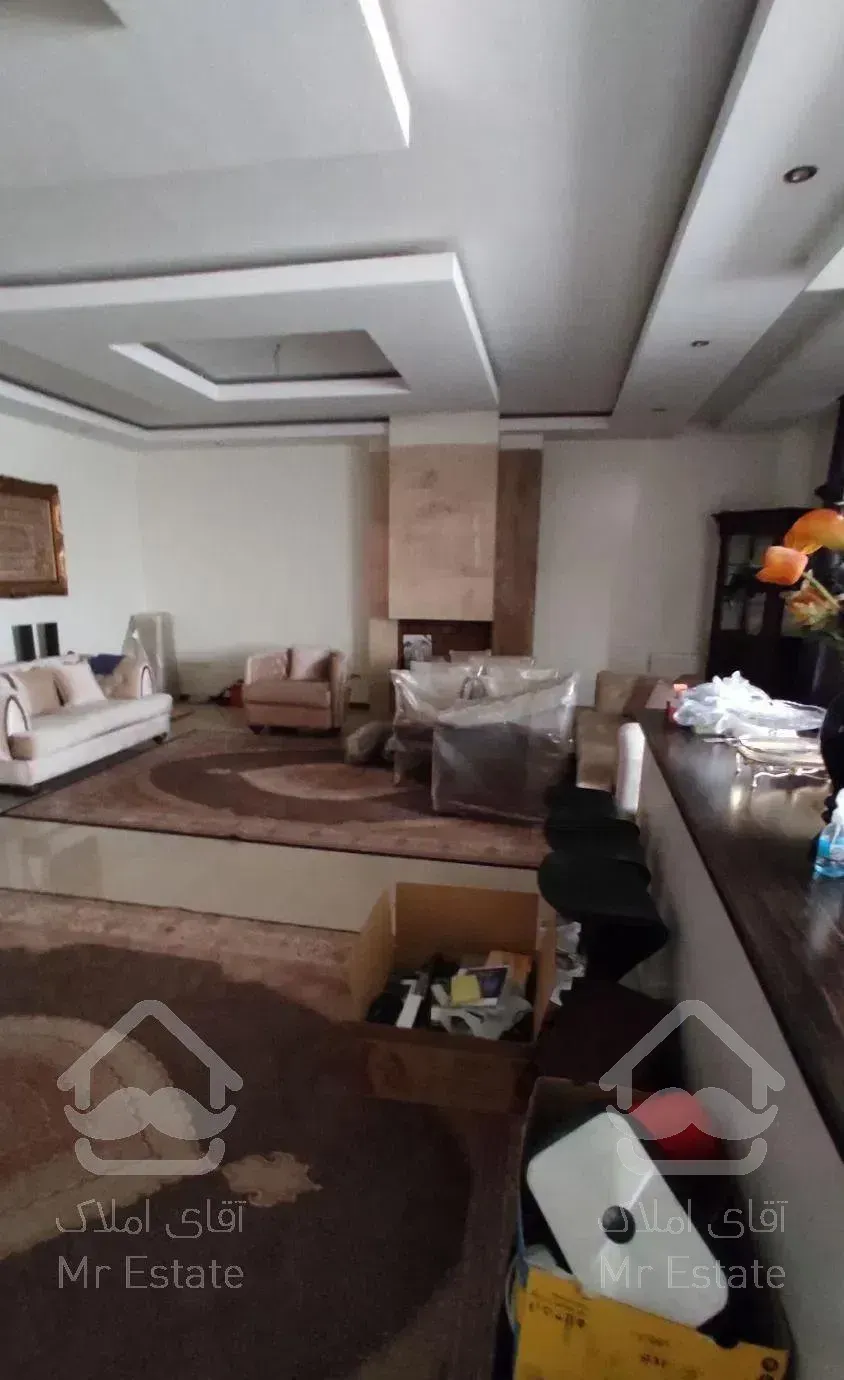 آپارتمان 200 متری /3 خواب/فاز 3 مهرشهر