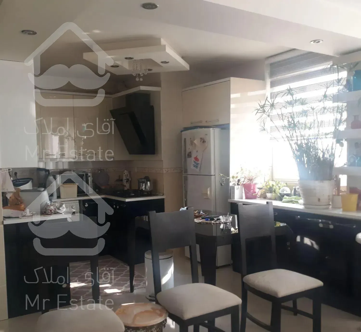 93 متر 2 خواب خوش نقشه  واحد در شمال بیمه فول