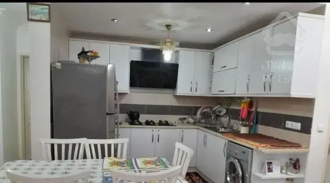 ۸۰ متر /طبقه سوم/ طالقانی