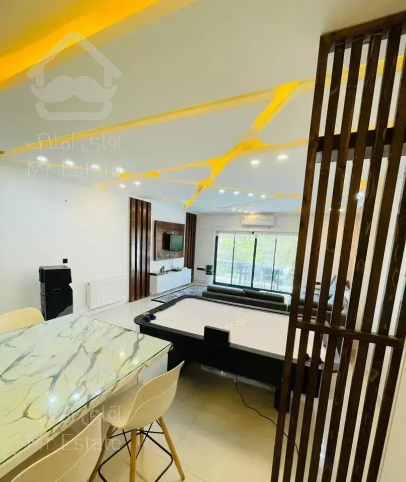 ویلا تریبلکس استخر دار