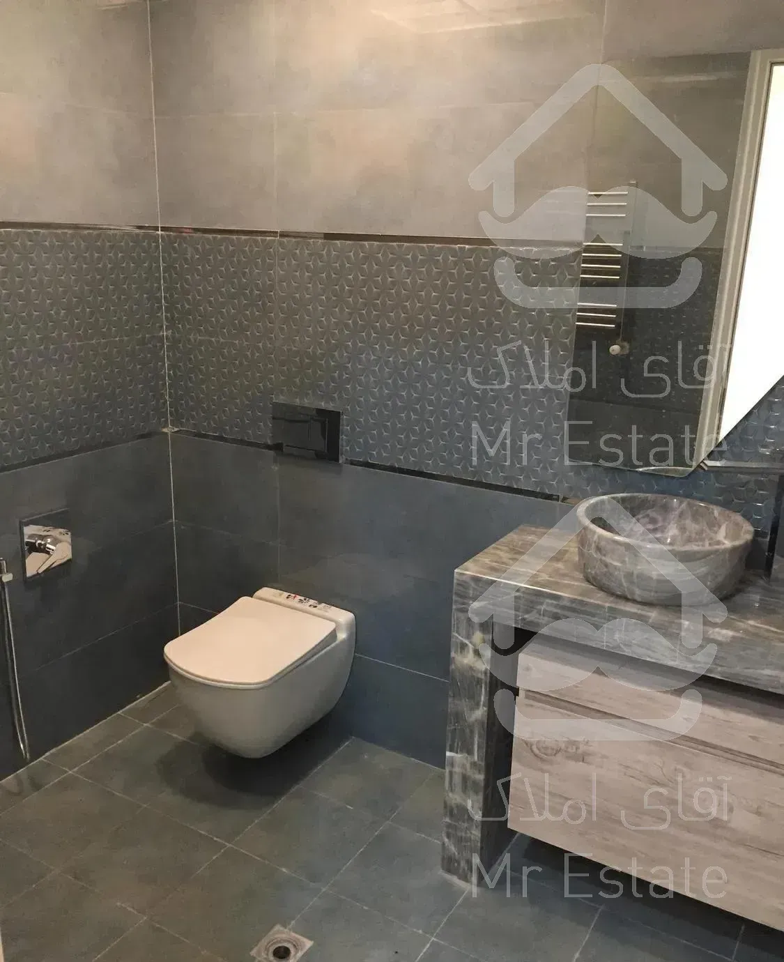 آپارتمان تهرانپارس ۲۳۰ متر ۳ خواب نوساز