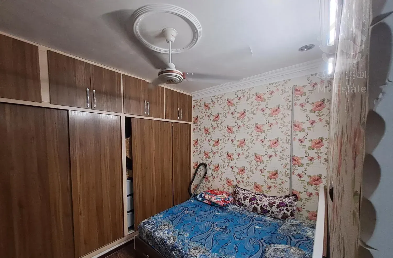 منزل حیاط دار ۱۳۰ متری