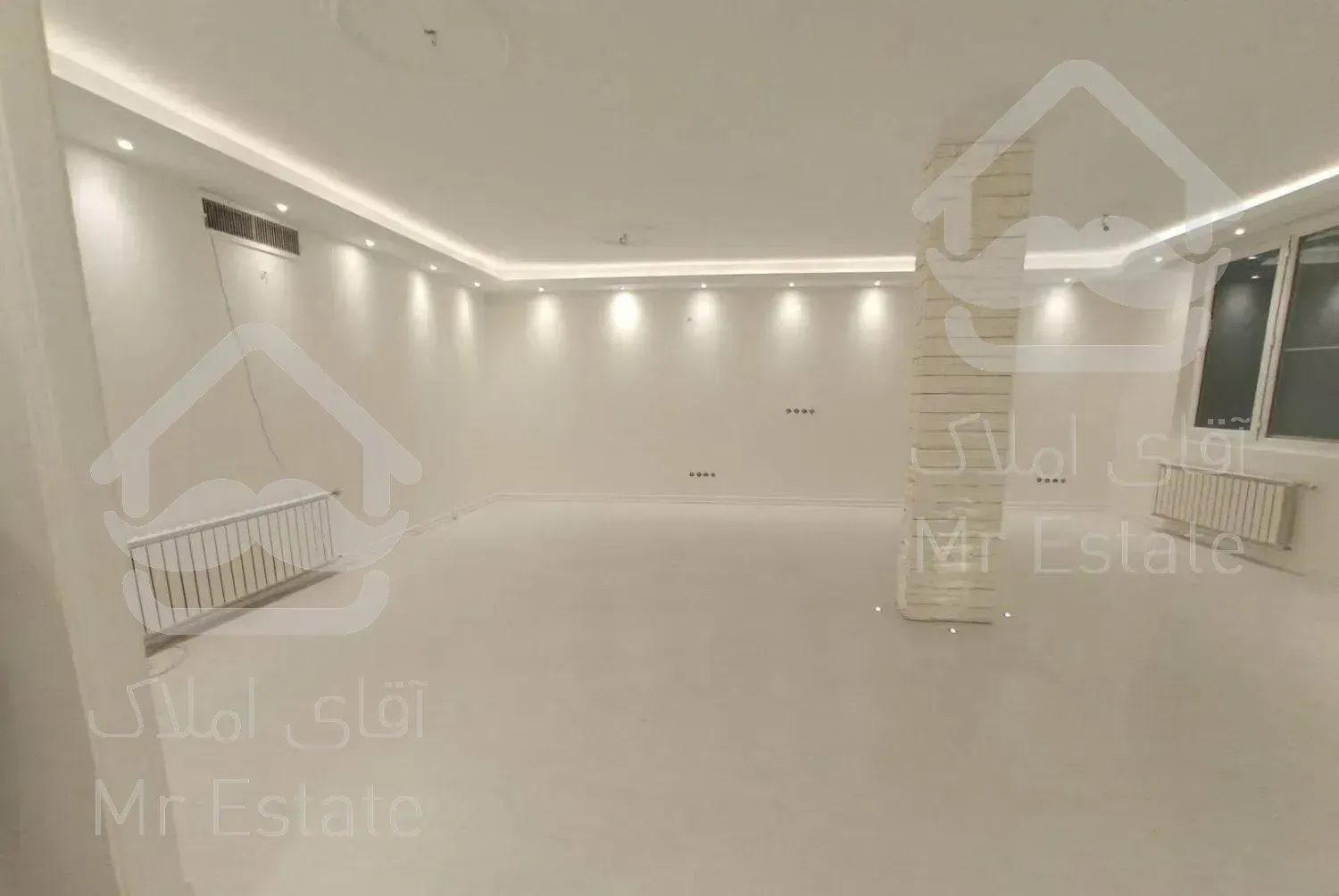 160متر+2تراس/تک واحدی بازسازی شده