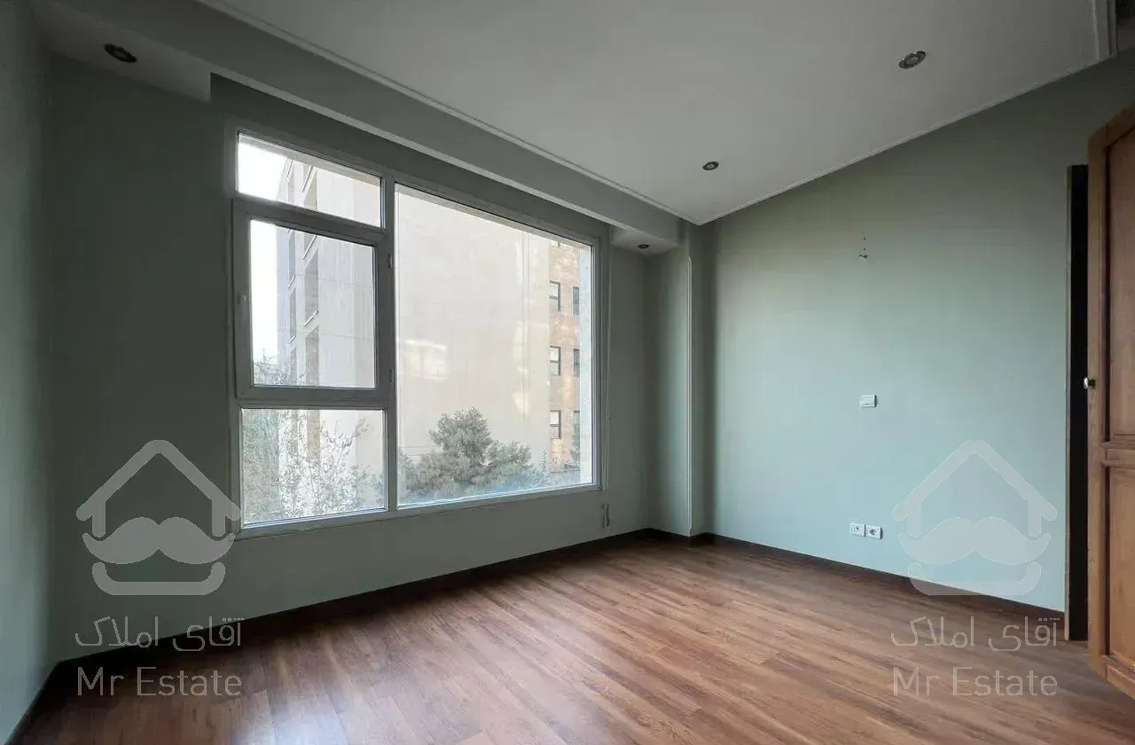 ۱۲۲ متر ۲ پارکینگ لابی استخر روف اجتماعات