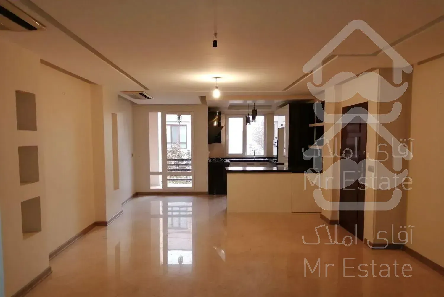 90 متری کیکاووس