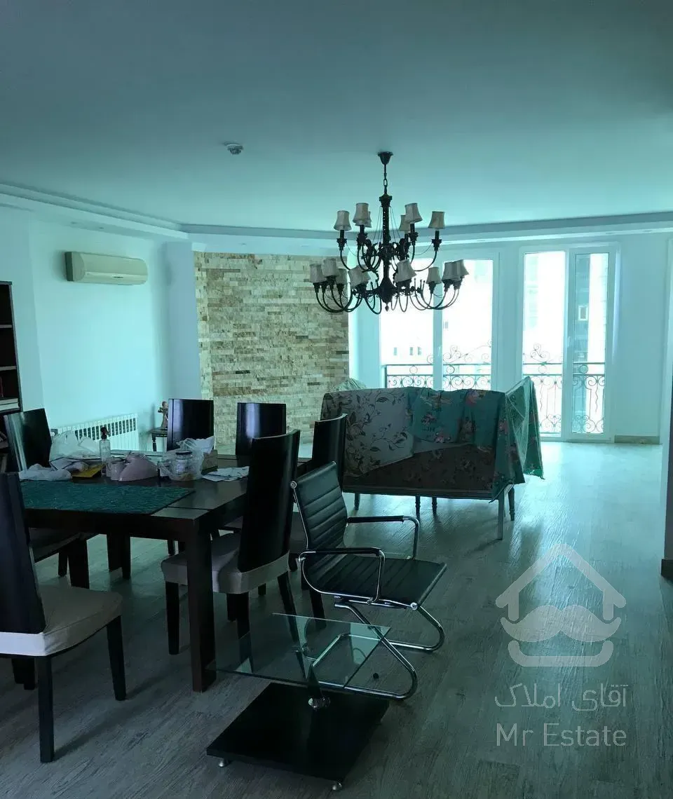 اجاره آپارتمان ۲۰۵ متری ۳ خوابه در امانیه