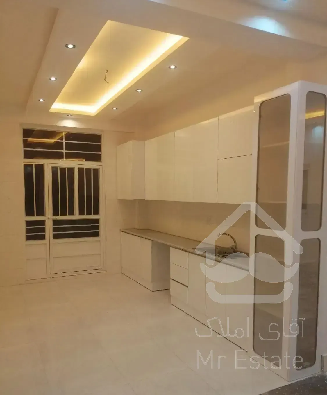 40متر طبقه اول آذربایجان جمهوری سلیمانیه