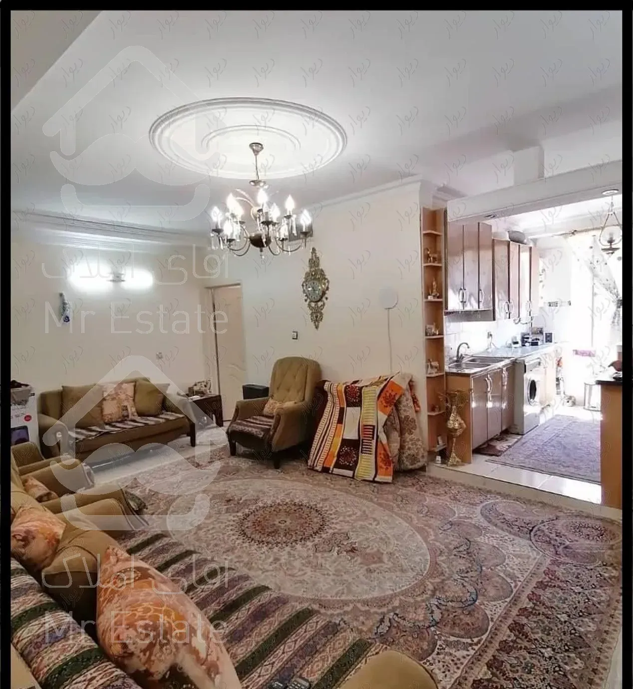 43متری پارکینگ دار غرق‌نور  سن 10سال  سه راه آذری