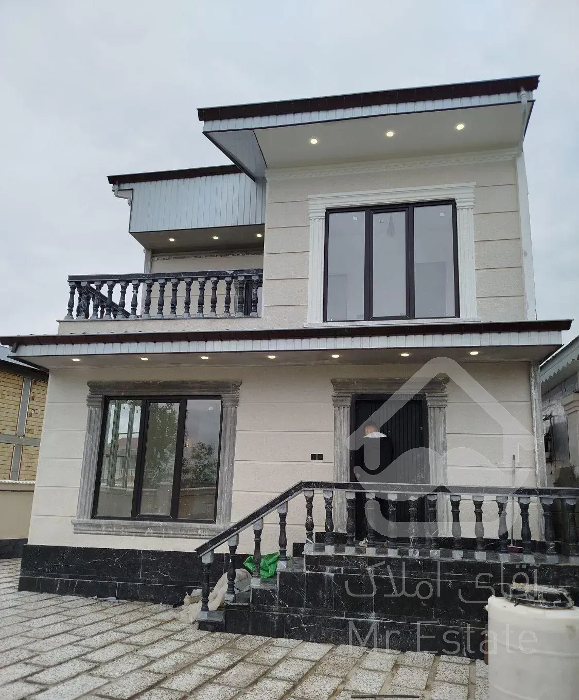 ویلا باغ ۲۷۰متری/کوهپایه/منطقه برند/سند تک برگ