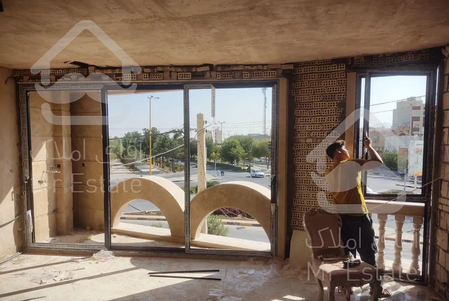 درب و پنجره آلومینیومی