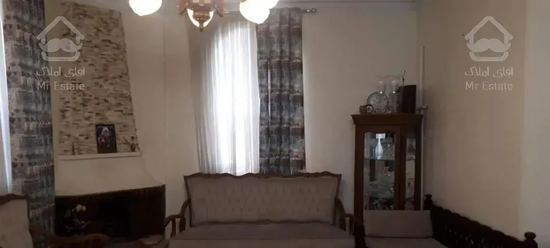 ۵۰متر خوش نقشه و غرق در نور