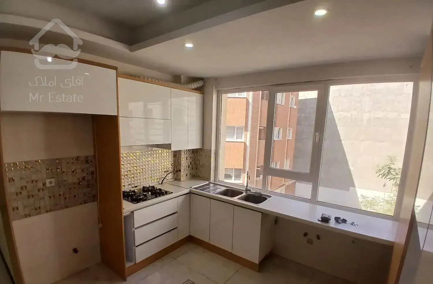 65 متر / 1 خوابه / غرق نور شاهین شمالی