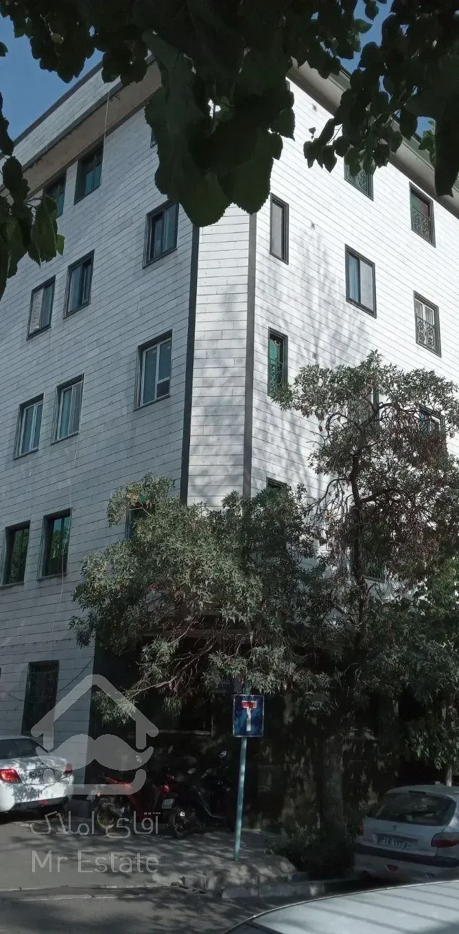 شهیدعراقی۱۲۵متر۳خوابه بازسازی شده باپارکینگ انباری