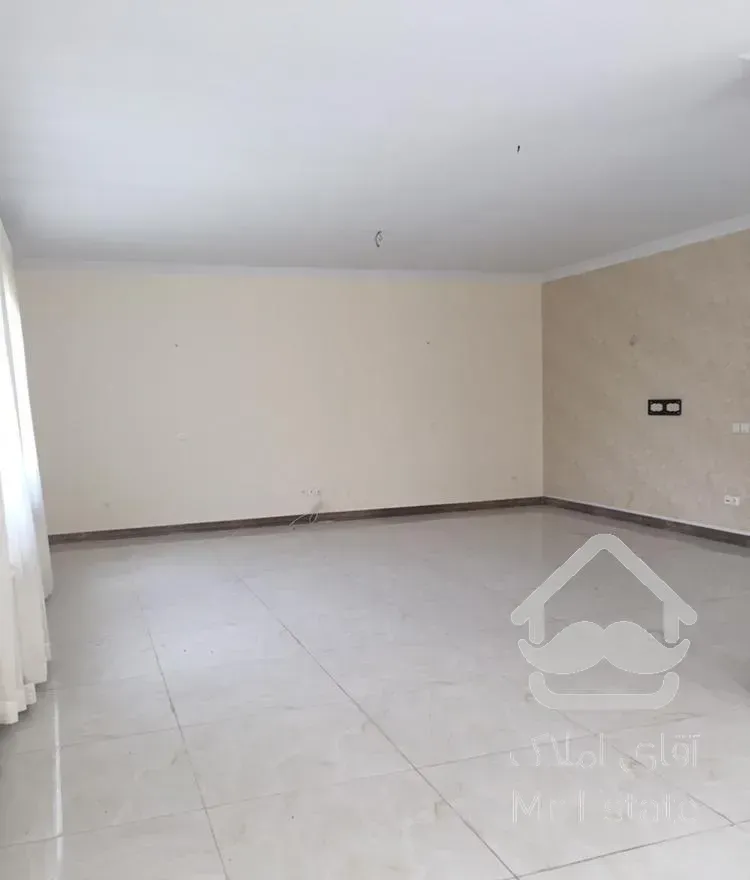 ویلا دربست ۵۱۰ متر زمین ۲۸۰ متر بنا لواسان