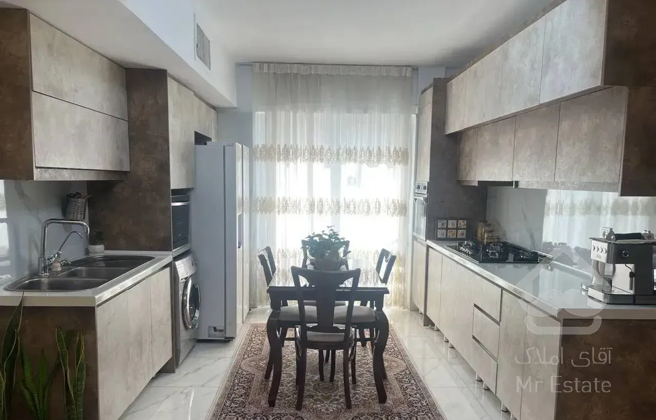 ۸۲ متر/فول/ ۲ خواب/سند تک برگ/خوش نقشه