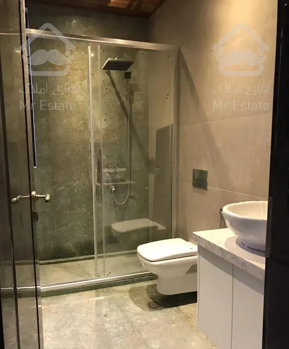 * شمال خواجه عبدالله'۱۳۵متر نوساز'۳خواب تیسفون *