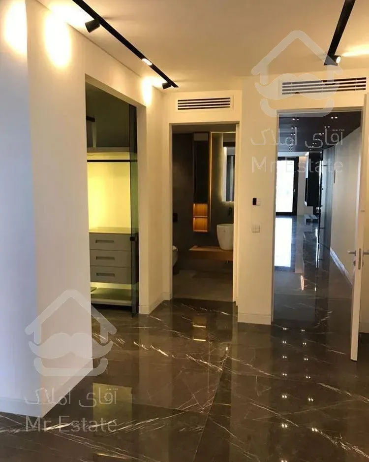 ۱۴۰متری آجودانیه طبقه چهارم آشپزخانه فول فرنیش