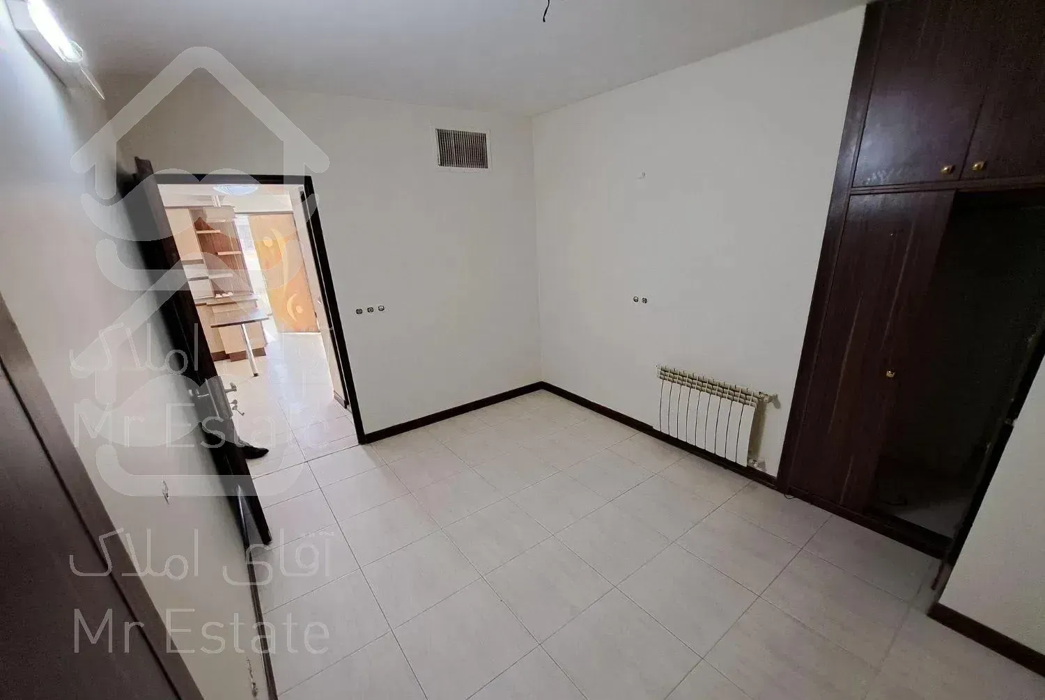 آپارتمان ۱۴۰ متر ۳ خوابه آذر شمالی