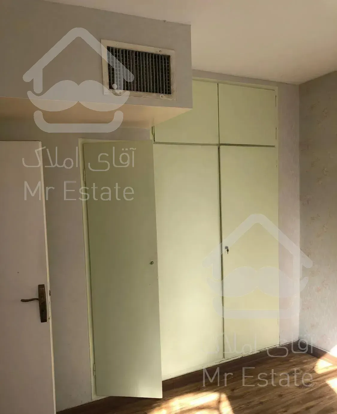 ٨٥ متر دو خوابه لویزان نورگیر (بازسازى شده)