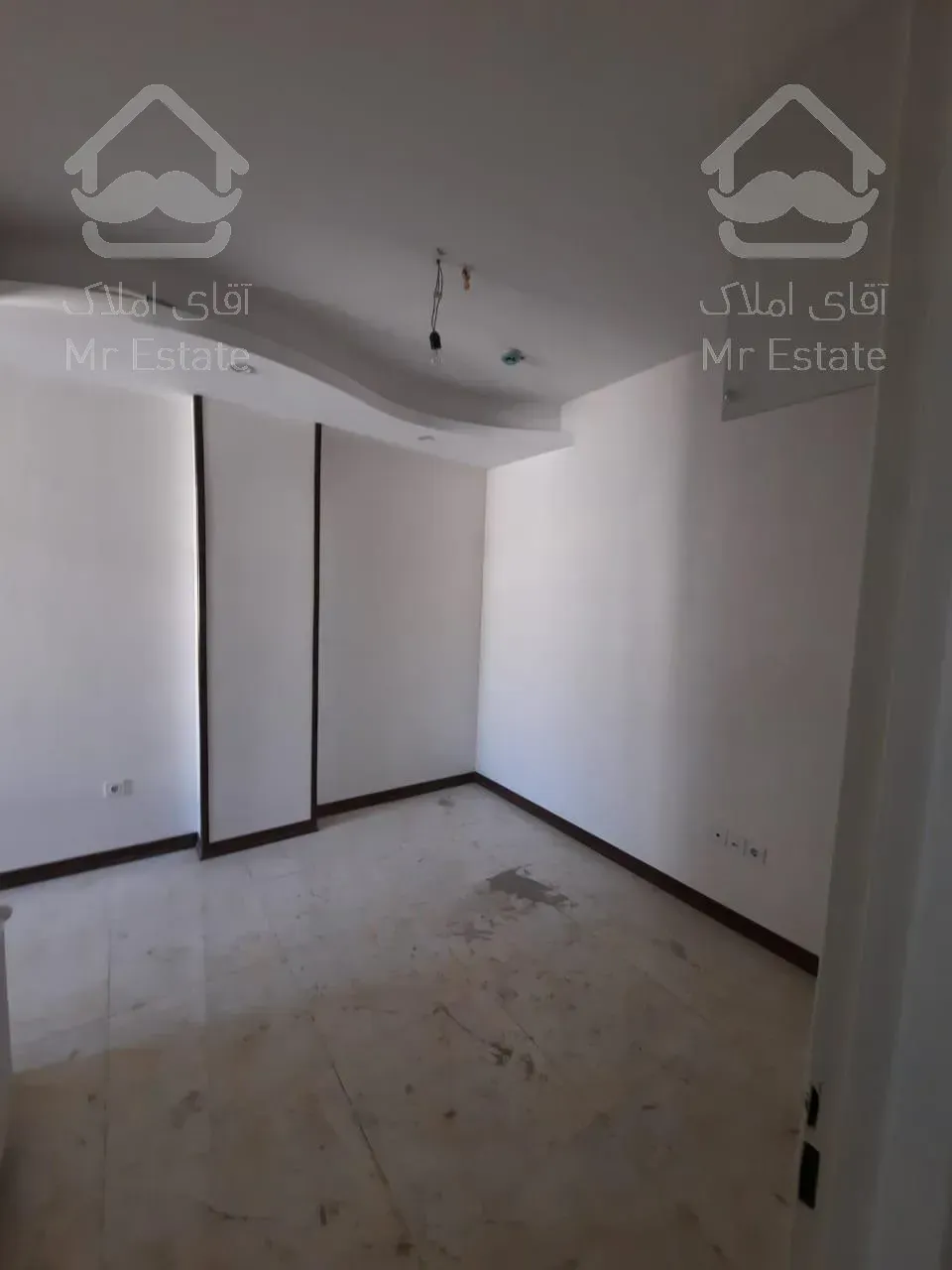 آپارتمان ۹۳متری۲ خواب،نور گیر عالی،نوساز،فول امکانات،قابل رهن،وام دار