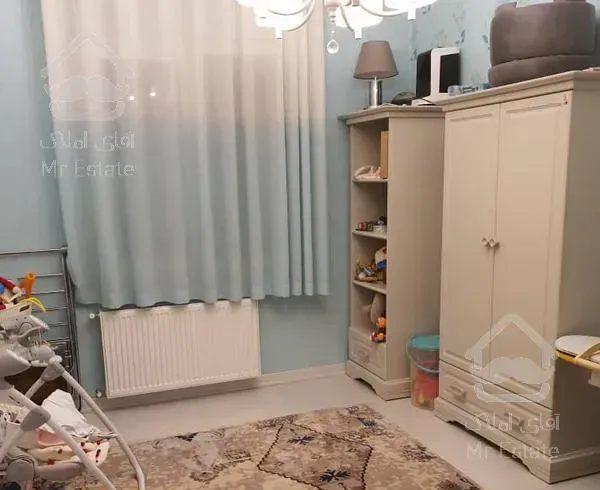 آپارتمان ۲خوابه بالای میدان کاج