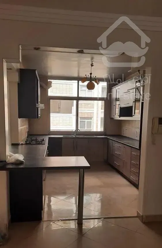 آپارتمان 150 3خواب با پارکینگ باز سازی کامل