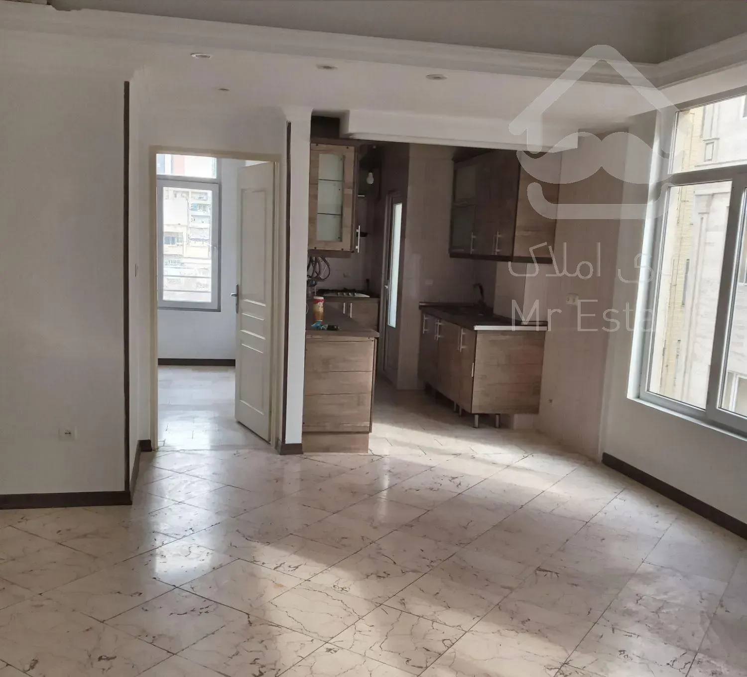 ۵۵متر باکس پونک فول سالن پرده خور تراورتن