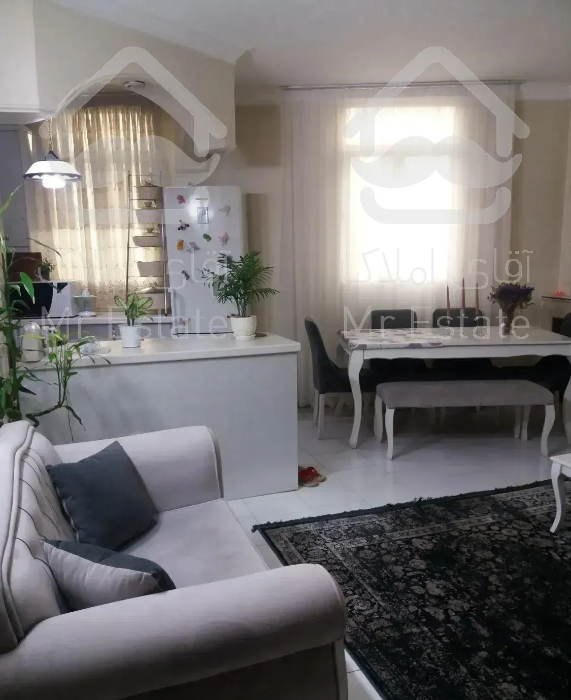 یک پارتمان۷۲متری دوخوابه ۵طبقه ۳واحدی طبقه ۲