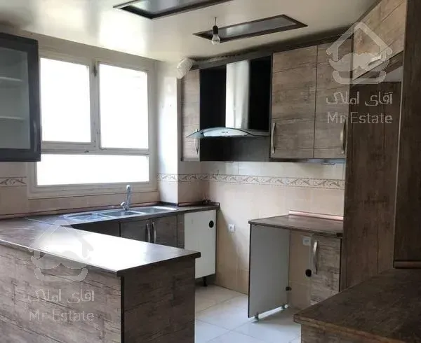 کامرانیه ۱۴۵ متری تک واحدی با ویوو کوه