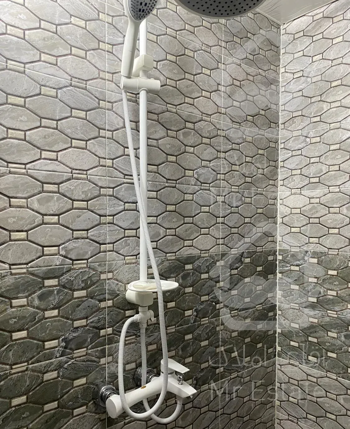 ۱۰۵ متر تک واحدی،لاله ۴۴،کلید نخورده سند تک برگ