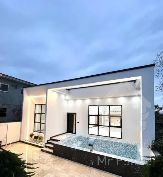 ویلافلت مینیمال/استخردار/نور چمستان