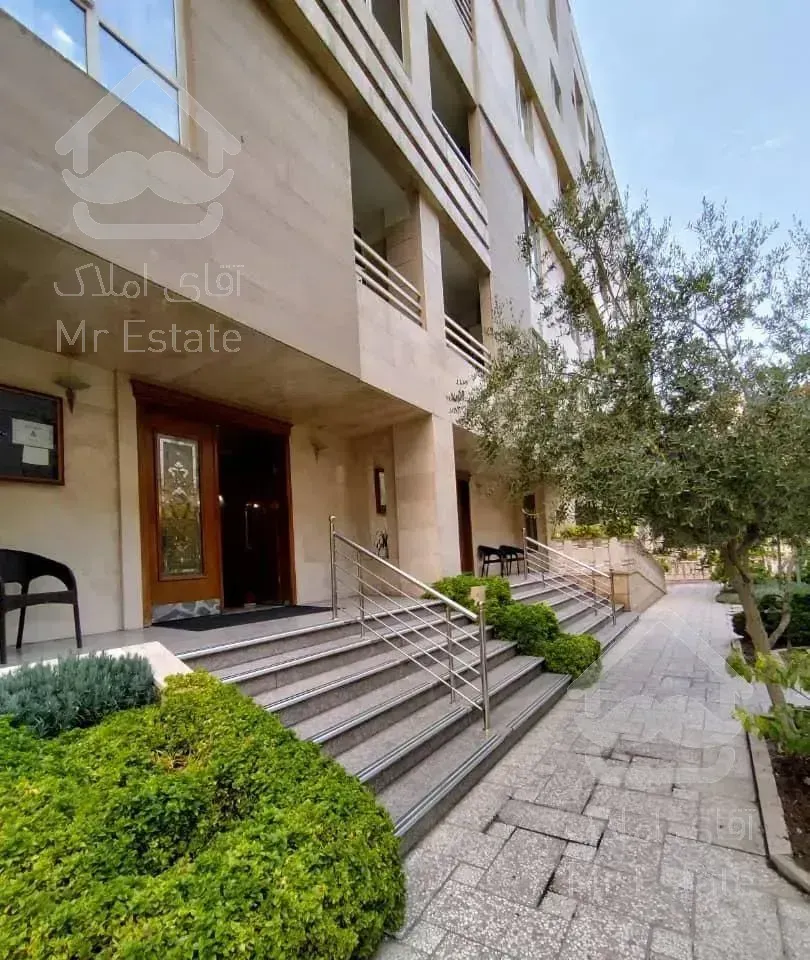 ۹۳ متر / ۲ خوابه/ فول امکانات/ ویو دار