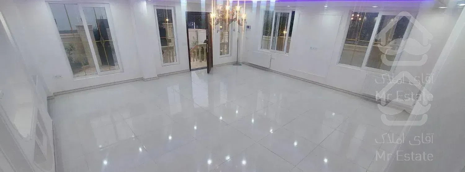 فروش ویلای نوساز۲۴۰متری