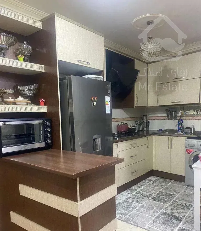 ۷۴ متر خ جمهوری خواب آپارتمان فروش