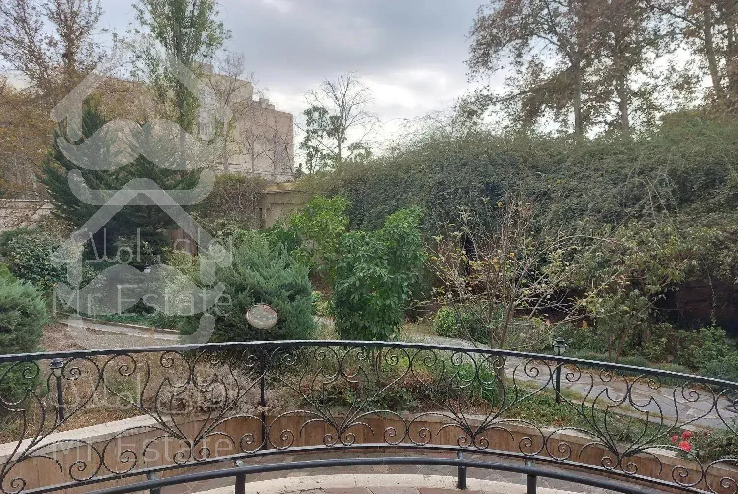 آپارتمان ۱۵۰ متر  لوکیشن دروس